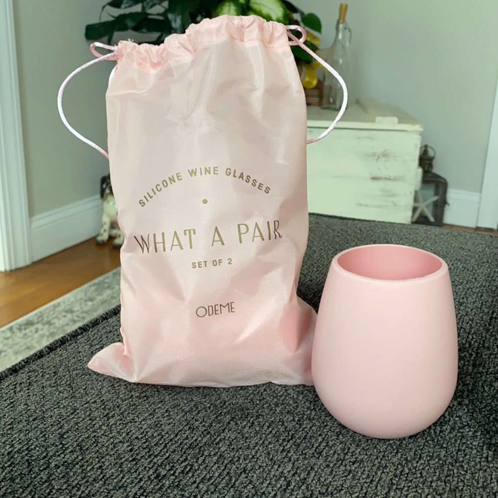 Silicone wine glasses